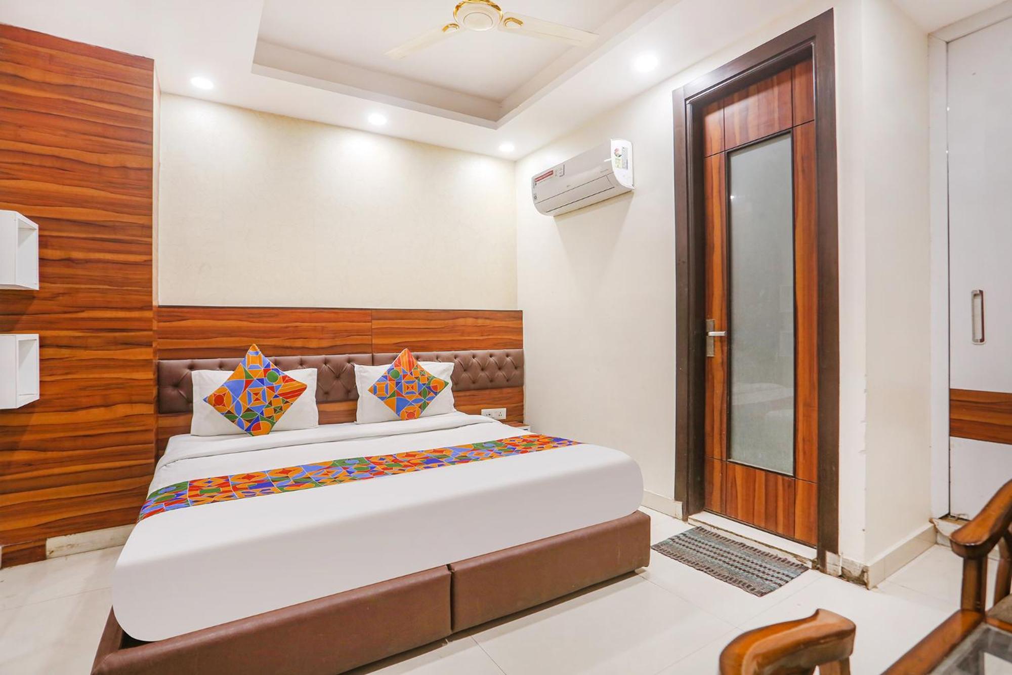 Fabhotel Gold Inn Janakpuri Deli Exterior foto
